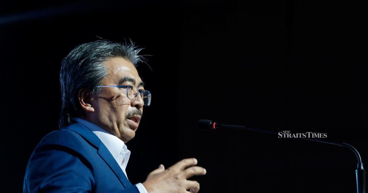 Johari confident MCA will stay in BN despite political shifts
