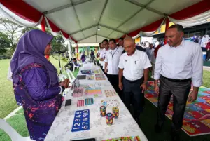 KPKT salur dana tambahan RM40,000 naik taraf sekolah angkat MADANI di Kulai