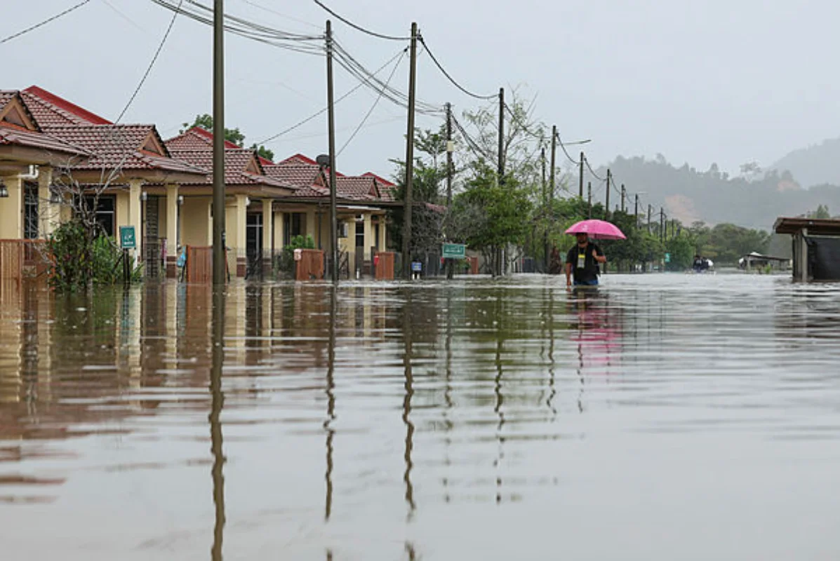 Kuantan flood warning issued for low-lying areas near rivers