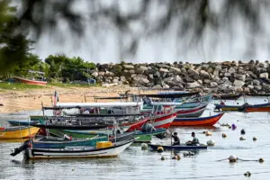 LKIM salur RM1.8 juta bantuan bencana kepada 628 nelayan seluruh negara