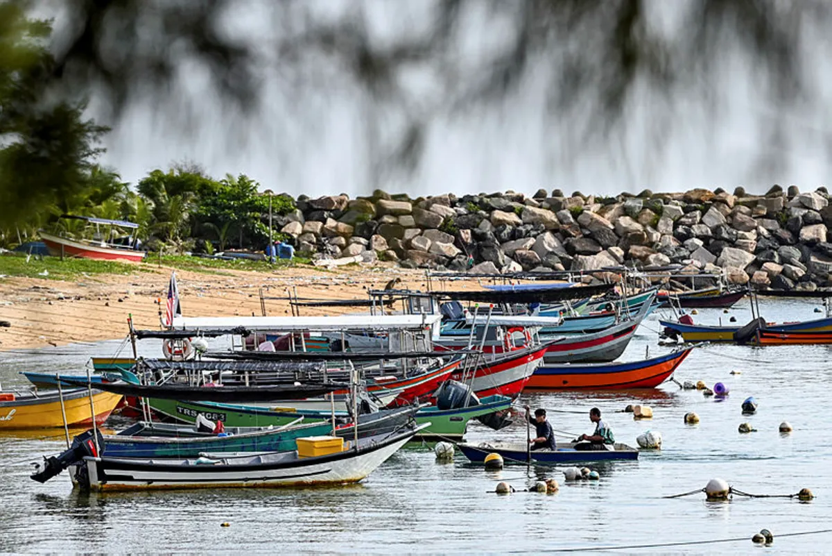 LKIM salur RM1.8 juta bantuan bencana kepada 628 nelayan seluruh negara
