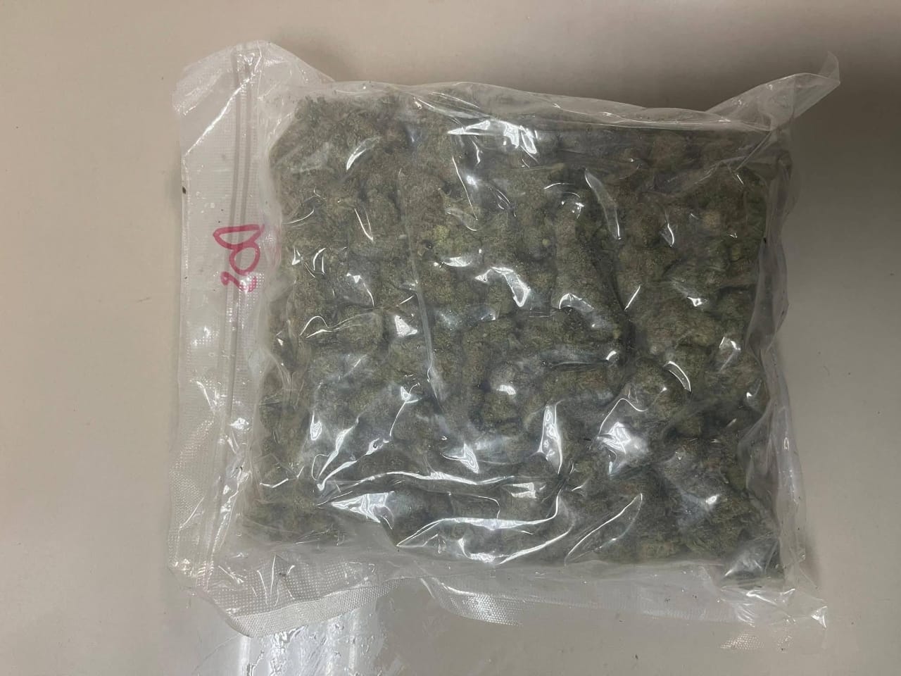 Lelaki positif dadah dicekup bawa bunga ganja