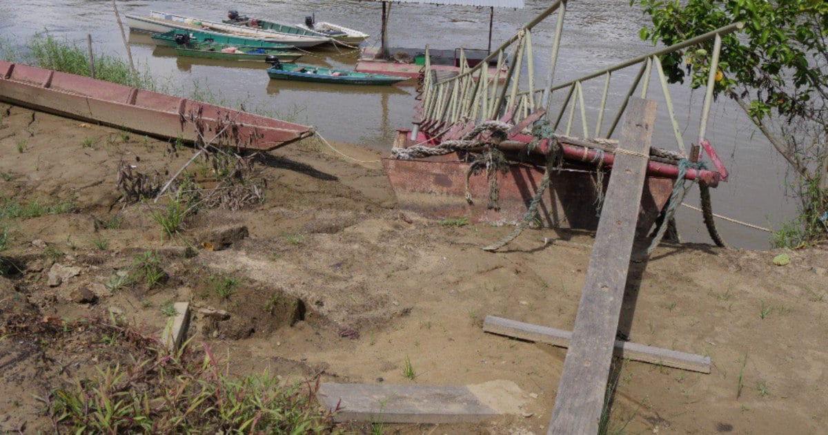 Long Ikang longhouses threatened by erosion along Sarawak's Baram River, activist warns