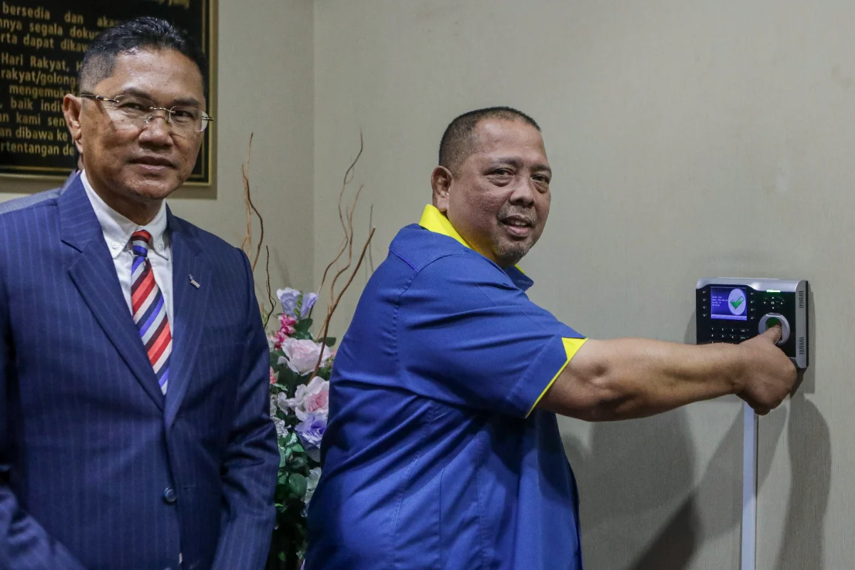 MB Perlis baharu potong gaji RM3,000, Exco baharu RM1,500