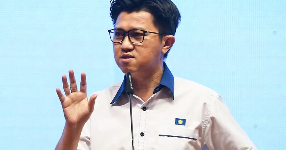 MCA to Anwar: Remove Azam, relinquish finance portfolio