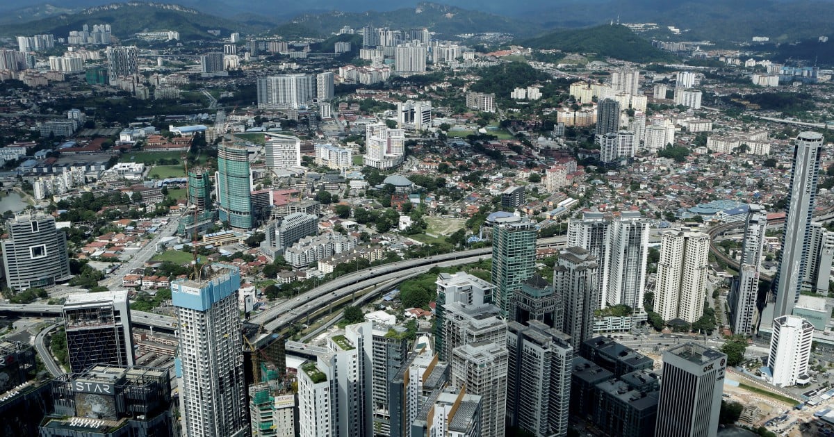 Malaysia's GDP growth seen moderating to 4.2 pct in 2026 -- Kenanga IB