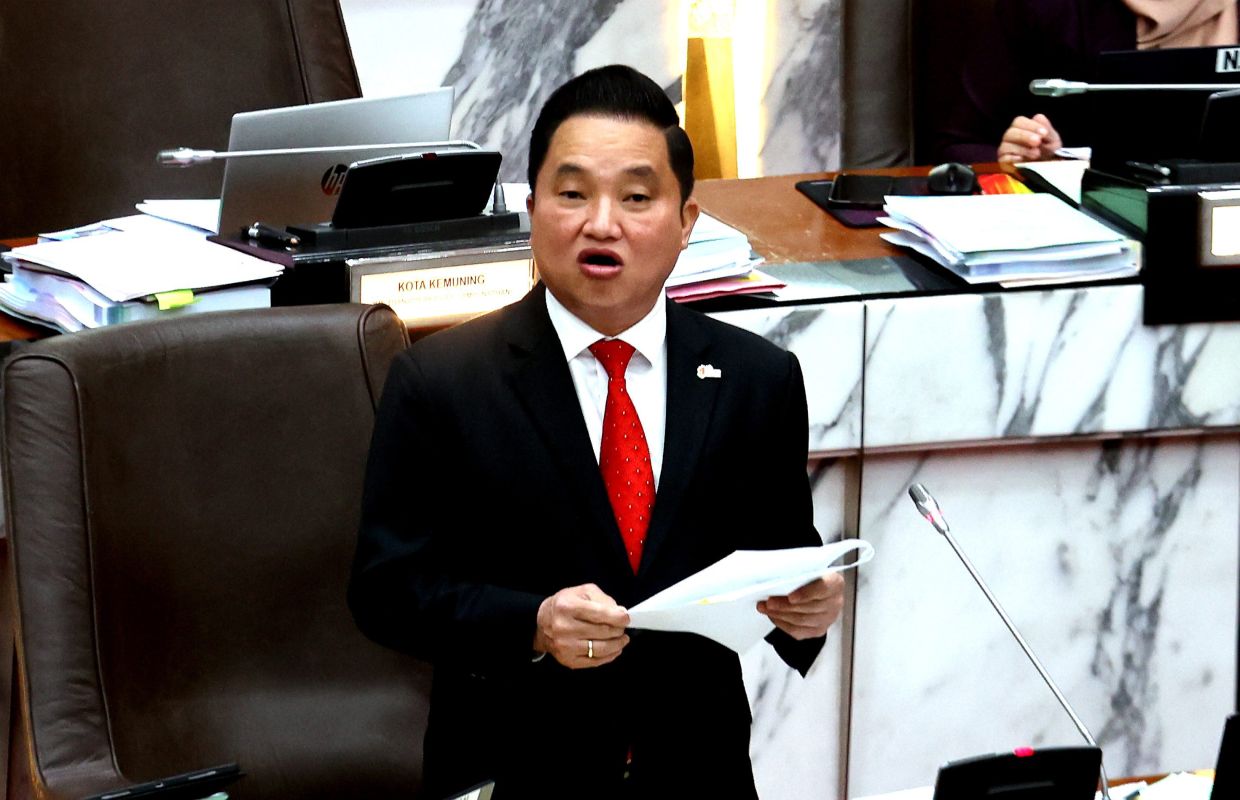 Mall reverses pet-friendly policy but says park remains open to animals