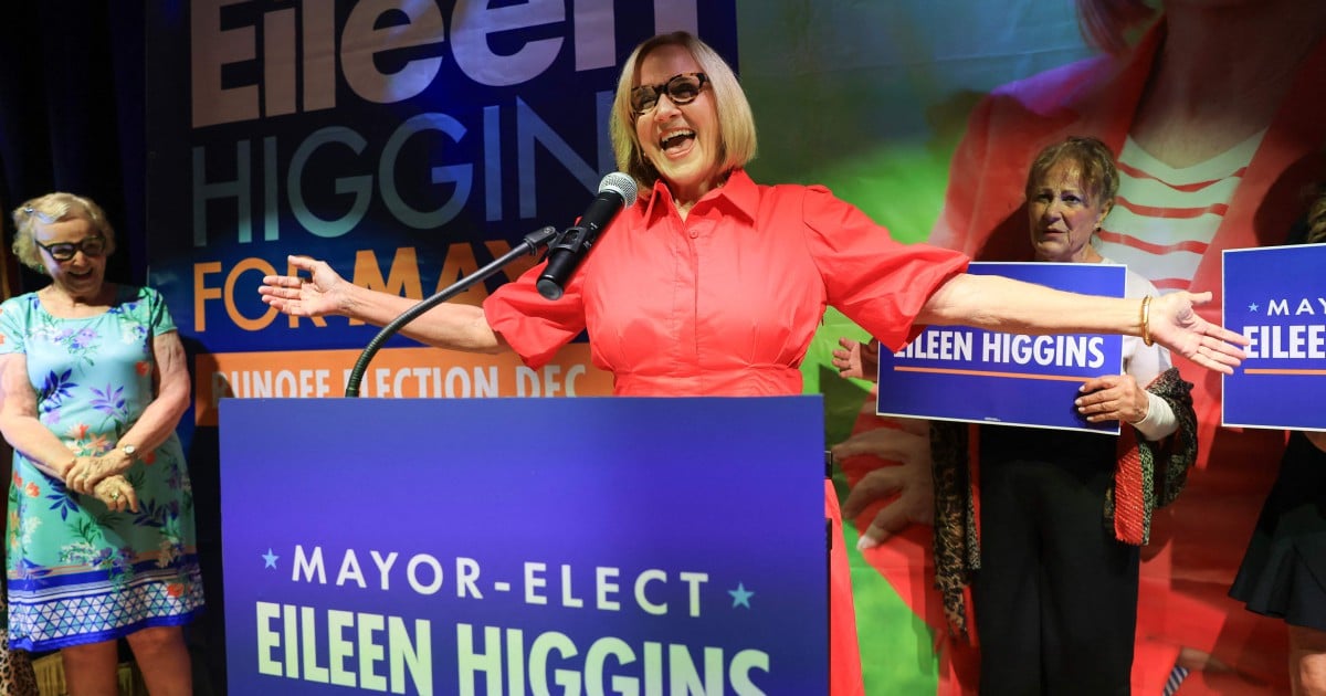 Miami elects first Democratic mayor in nearly three decades