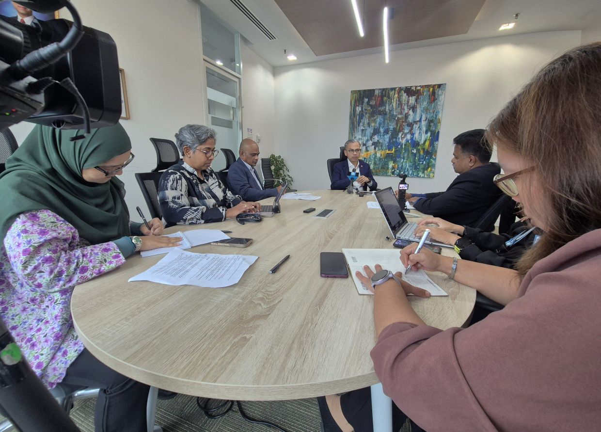 Mixed responses from social media platforms on compliance, licence no longer required, says Fahmi