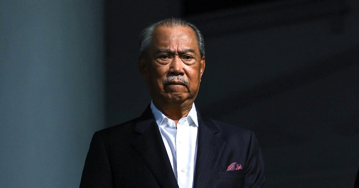 Muhyiddin denies Mahathir allegation of stealing party funds