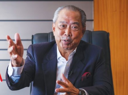 Muhyiddin nafi curi duit Bersatu, tak berhasrat bawah Tun M ke mahkamah