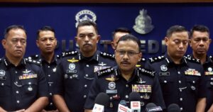 Narcotics policeman probed for allegedly molesting detainee's wife