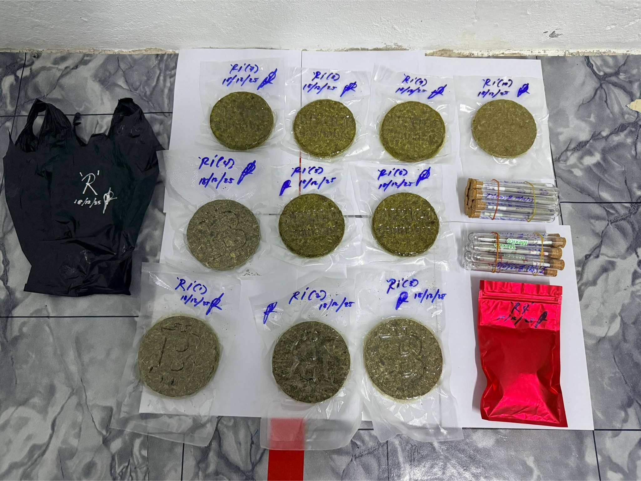 PGA lelaki bawa ketulan mampat ganja lebih 1kg