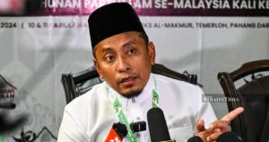 Pas leaders cast doubt on Bersatu after Perlis MB sworn in
