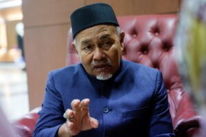 Pas mahu Bersatu bertindak terhadap 5 ADUN