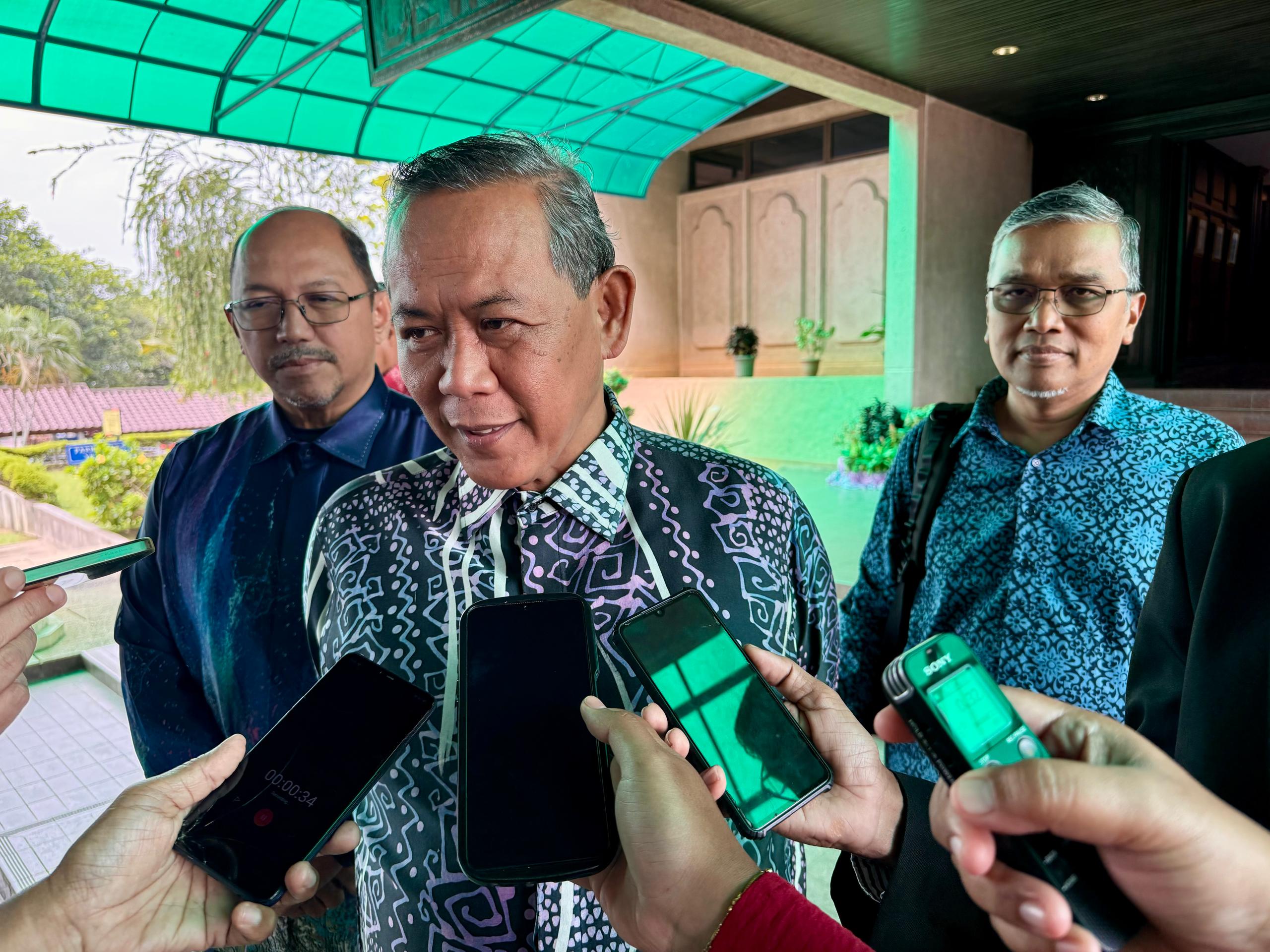 Pelantikan senator hasil persetujuan pemimpin PH, BN