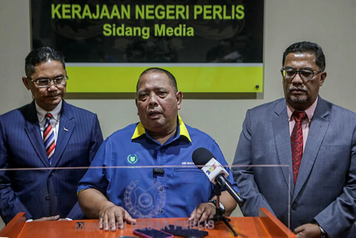 Perlantikan exco baharu Perlis boleh diteruskan dengan minimum empat ahli