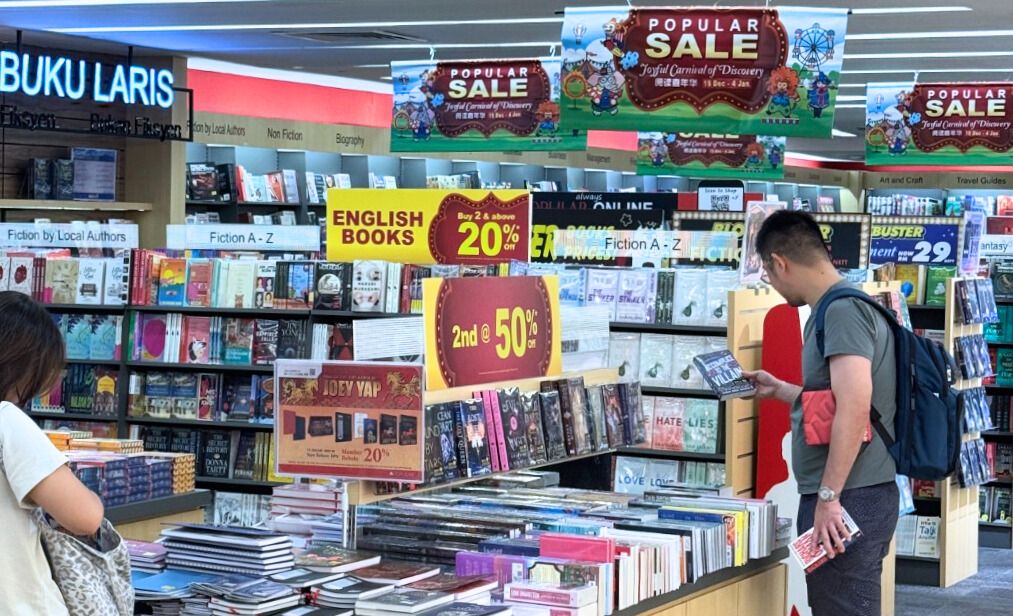 Popular sale: The joyful carnival of discovery