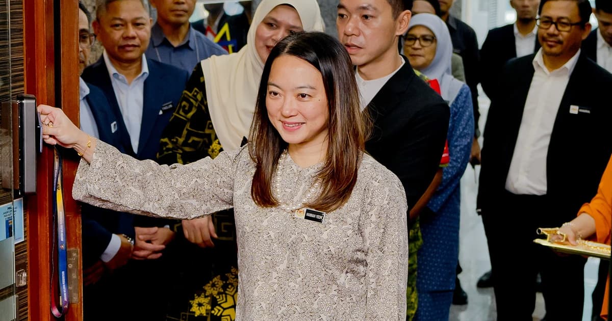 Race no barrier to fulfilling my duties, says Hannah