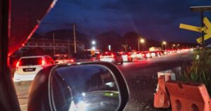 Return of holidaymakers to city causes major congestion in Gua Musang