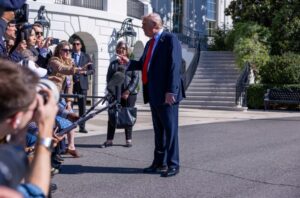 Rumah Putih lancar laman web khas kritik media putar belit liputan