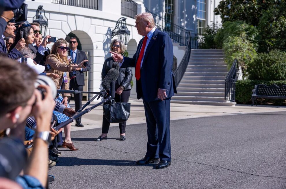 Rumah Putih lancar laman web khas kritik media putar belit liputan