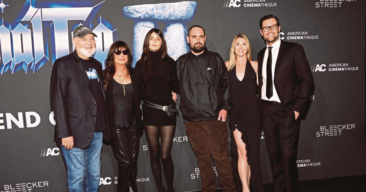 #SHOWBIZ: Rob Reiner's son charged with parents' murder