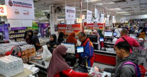 Sara provides crucial support for small traders