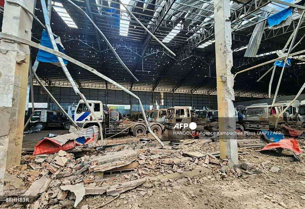 Thailand bombs Cambodian casino town as border conflict escalates