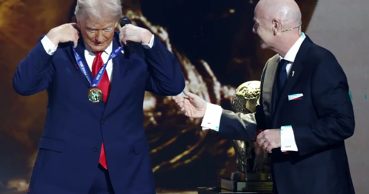 Trump all smiles as he wins Fifa’s new peace prize