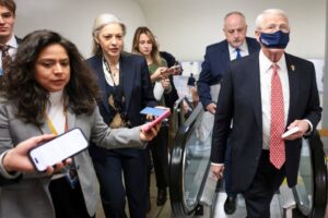 US lawmakers to force vote on war powers if Trump attacks Venezuela