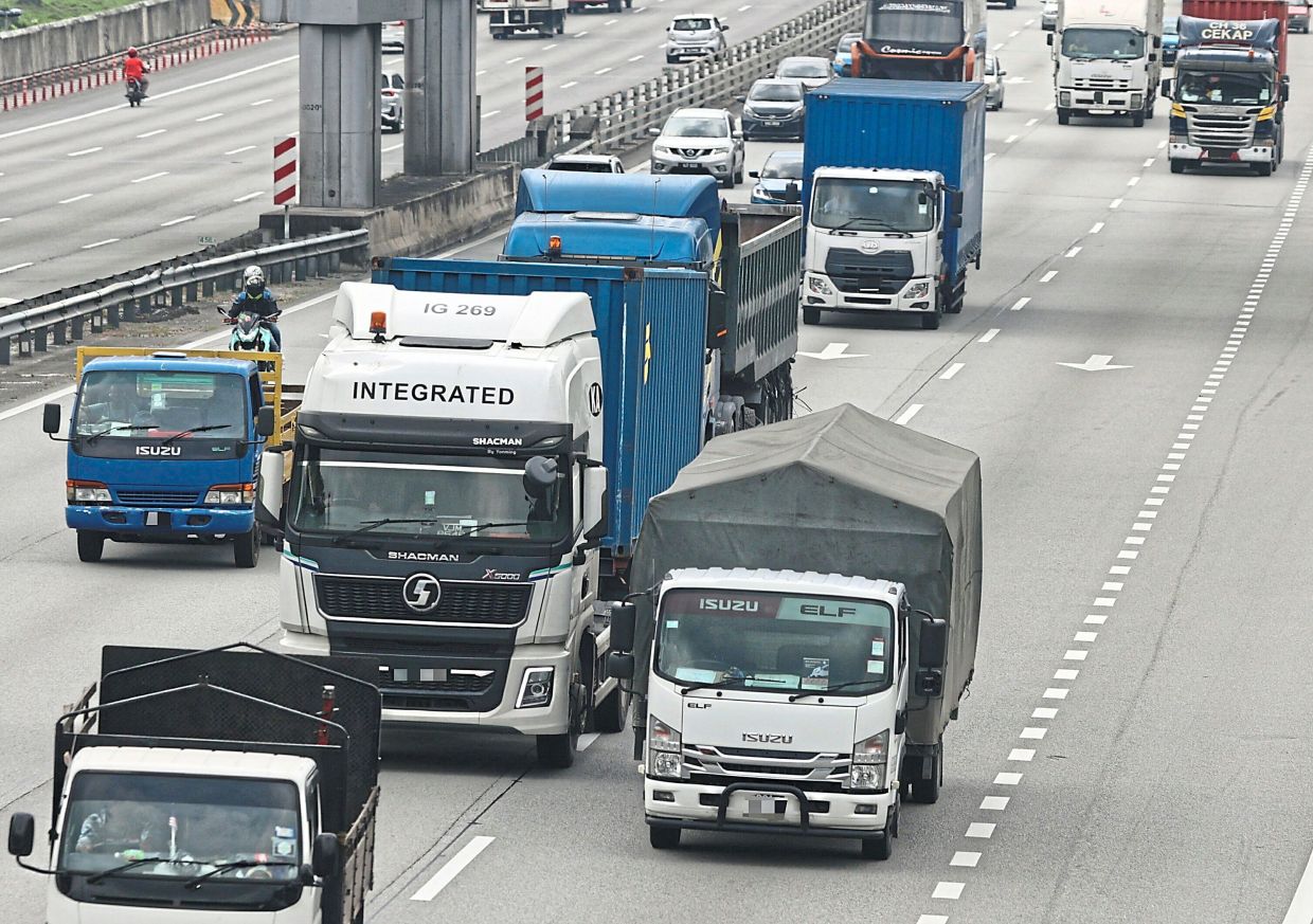 Unsafe to delay enforcement of overloading offences, says Transport Ministry
