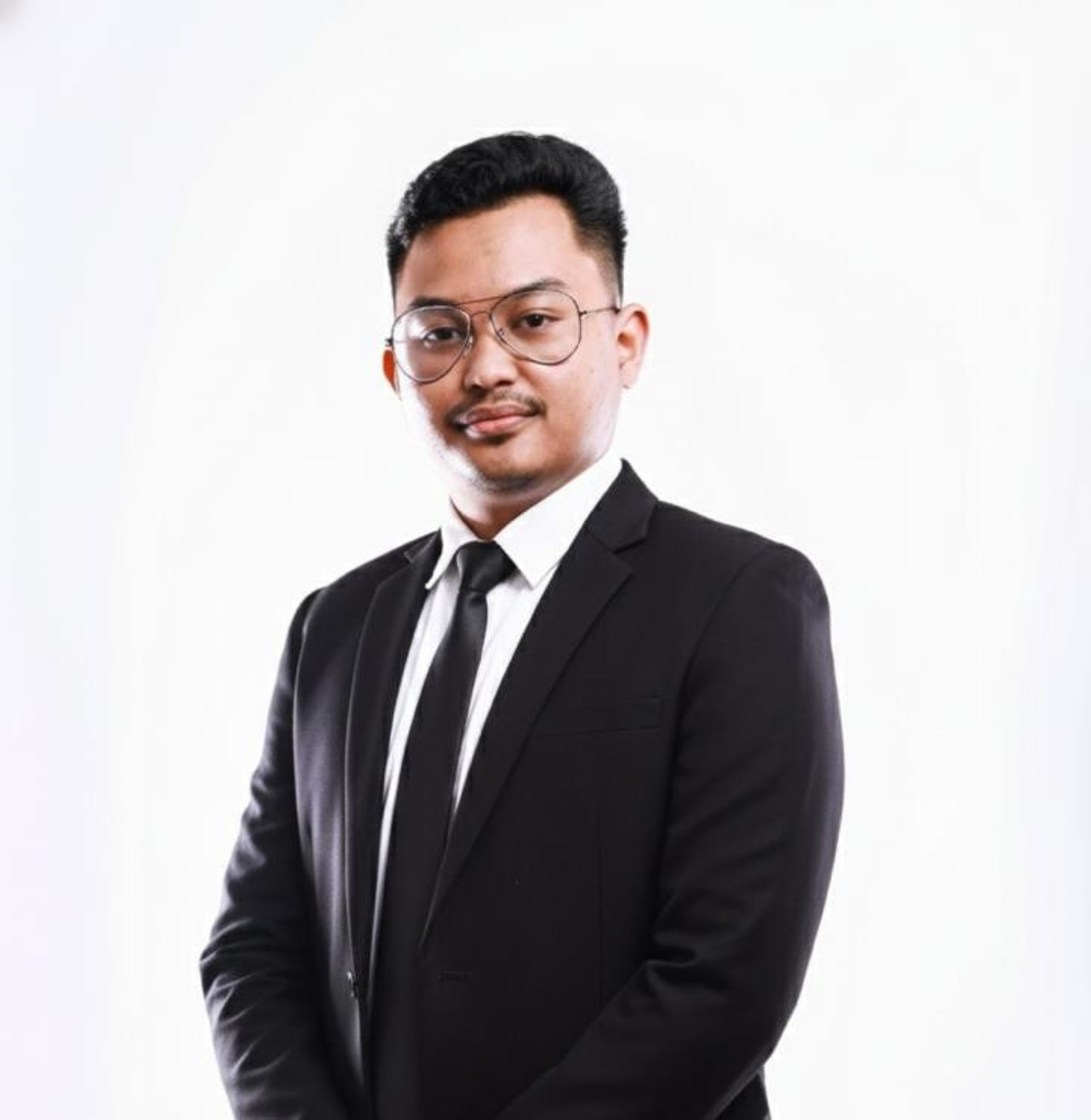 Usah tunduk desakan iktiraf UEC