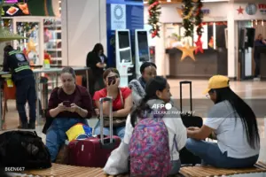 Venezuela reauthorises US deportation flights after brief suspension