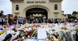 World bids farewell to 2025, a year of Trump, truces and turmoil