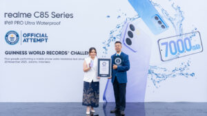 World record-breaking “ultra waterproof” phone, but not for the reason you think