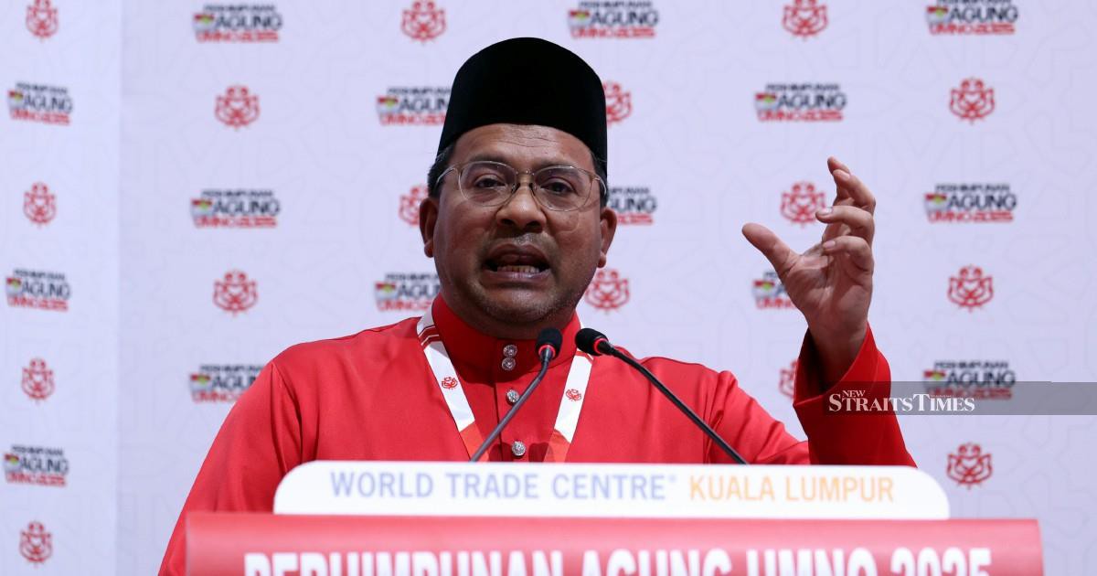 'Bossku trusts Zahid, we should too' - Umno leader on Najib