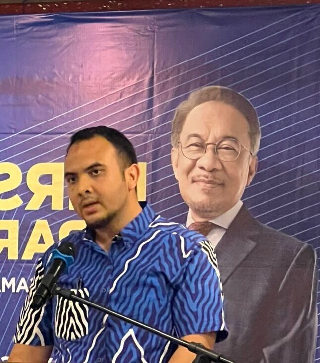 800 pelajar asnaf di Pahang terima kelengkapan sekolah