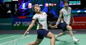 After disappointing exit, world champs told to show more 'high standard'