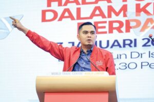 Akmal tidak letak jawatan akan hadir PAU