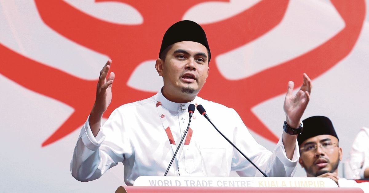 Akmal urges top leadership to consider Umno Youth resolutions