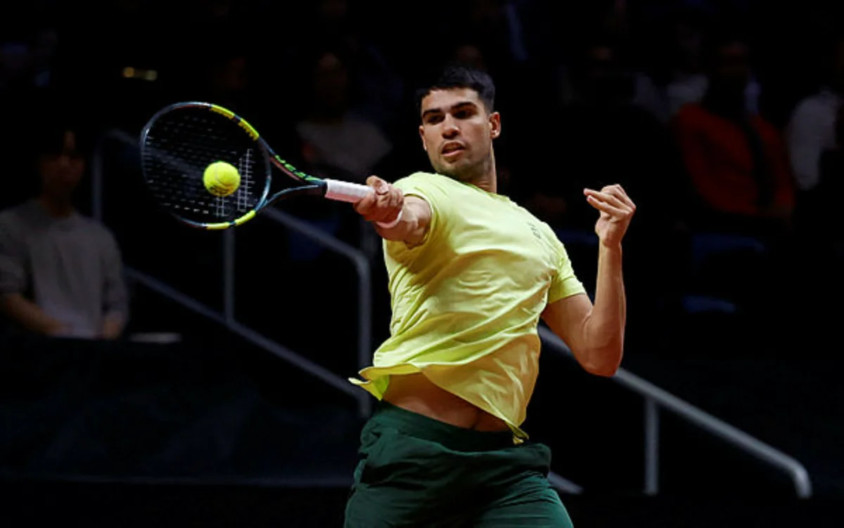 Alcaraz defeats Sinner in ahead of Australian Open