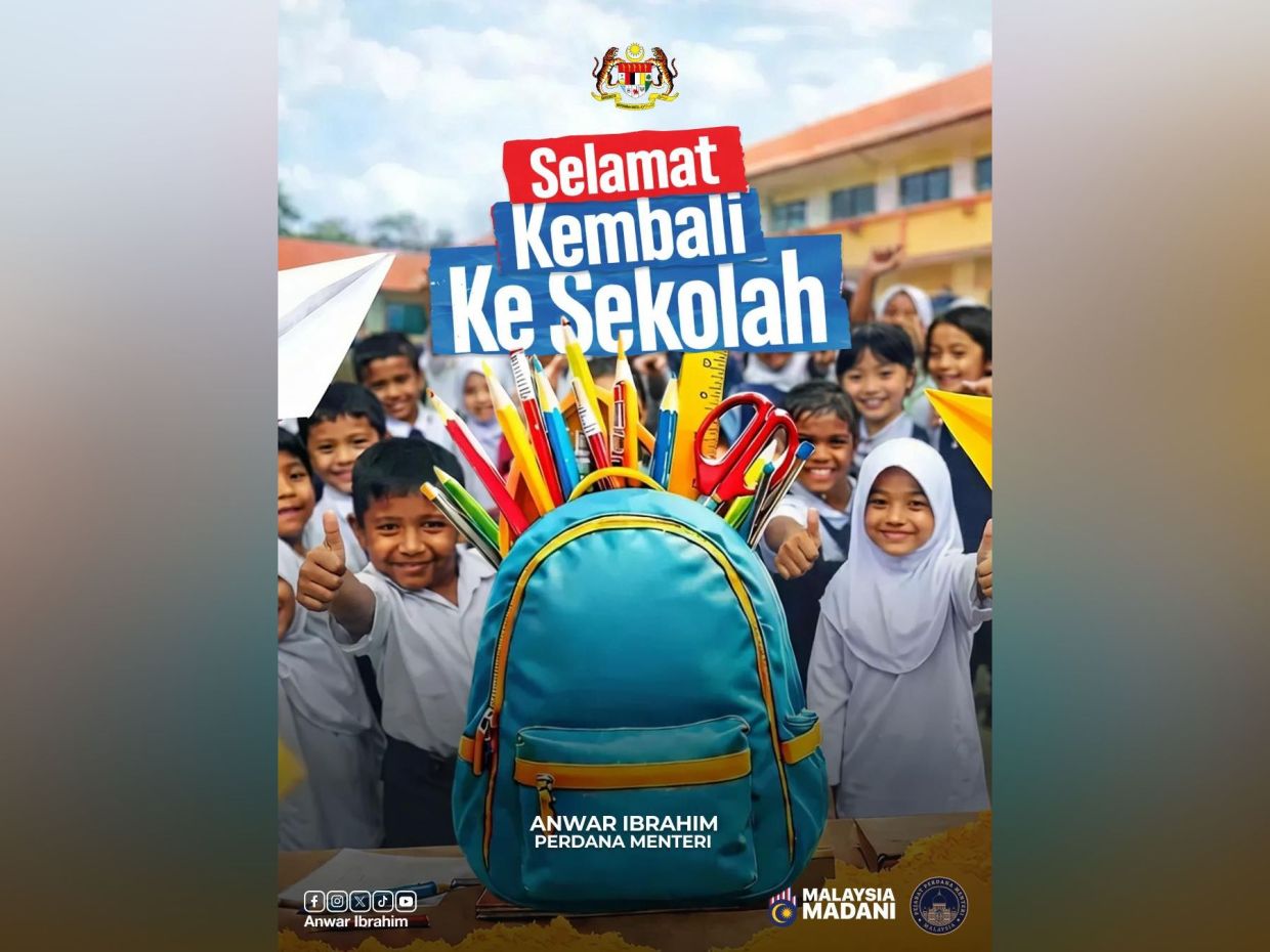 Anwar wishes students a happy return to school