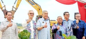 Apa pun keputusan, itu hak MIC – Ahmad Zahid
