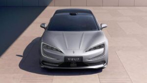 BYD Yangwang  U7 Dikemaskini Dengan Bateri 1006 km