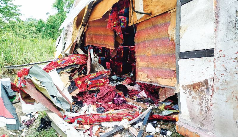 Bas ragut 15 pelajar UPSI dipandu 115km/j di zon perlahan