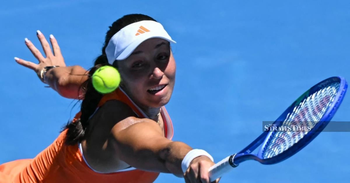 Cheesy apple pie for Keys as victor Pegula dodges Chiefs jersey