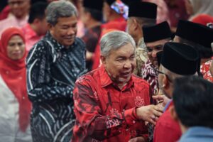 Coalition party leaders raise community concerns at Madani govt retreat, says Zahid
