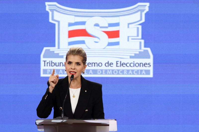 Costa Rica's ruling party heads for victory in February elections, poll shows