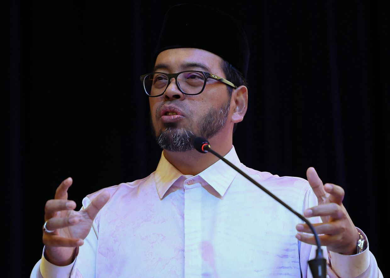 Cross-agency enforcement being conducted to curb deviant teachings, says Zulkifli
